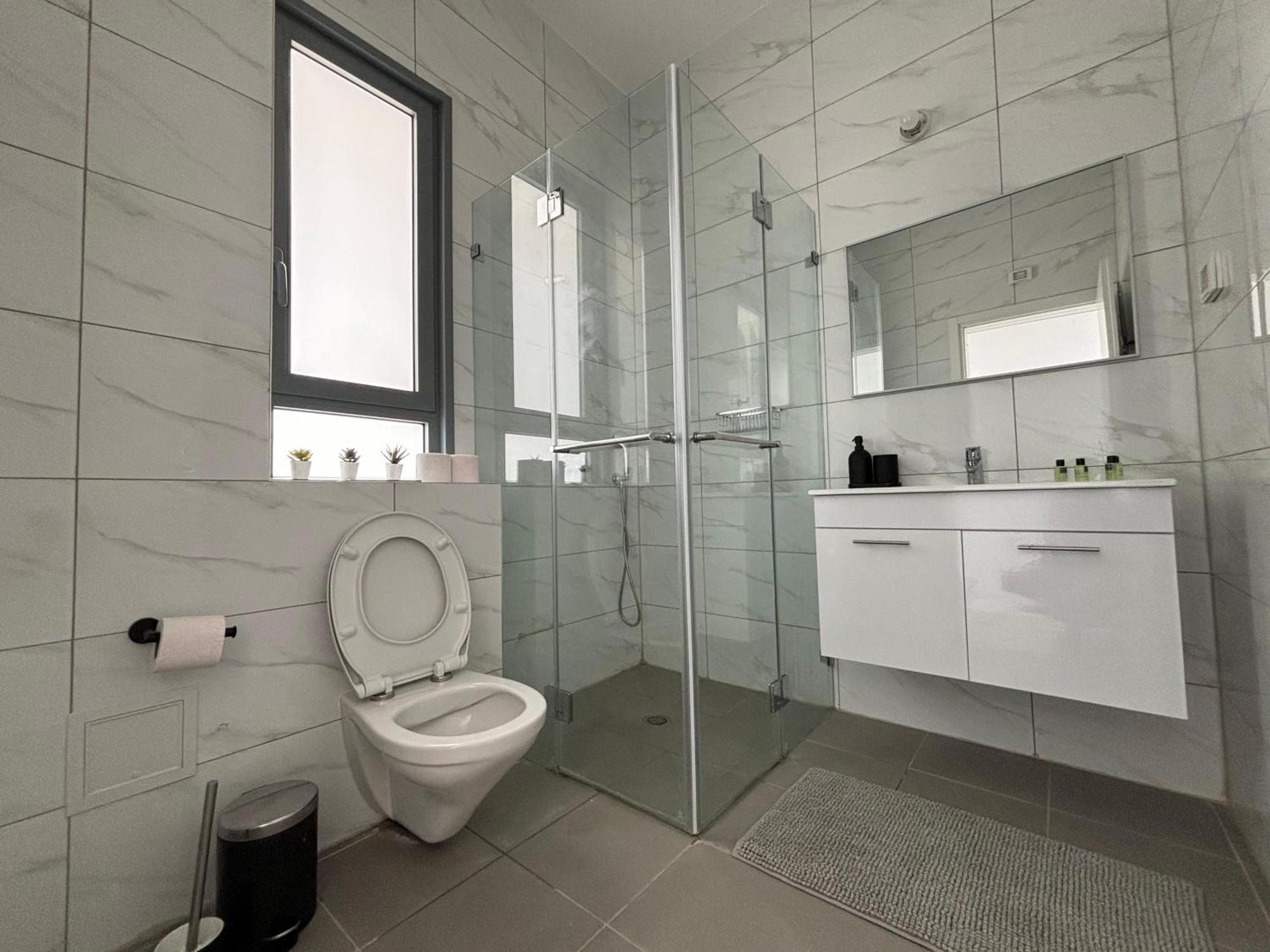 דירת נופש לגון נתניה Apartment Екстериор снимка
